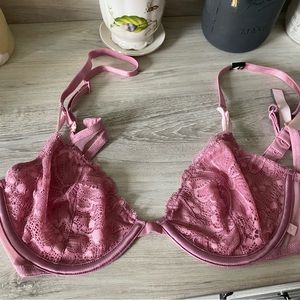 NWT Victoria secret 36B unlined Demi
